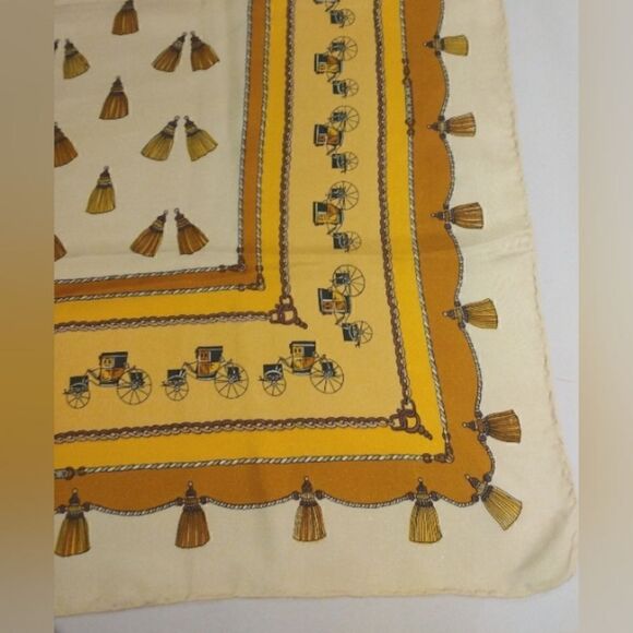 Vintage 💯 Silk Scarf Rolled Hem Caleche - Picture 5 of 9